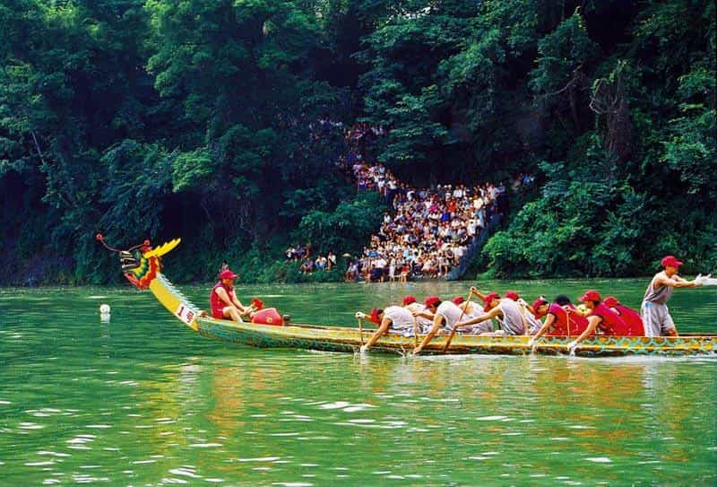 Dragon Boat Racing