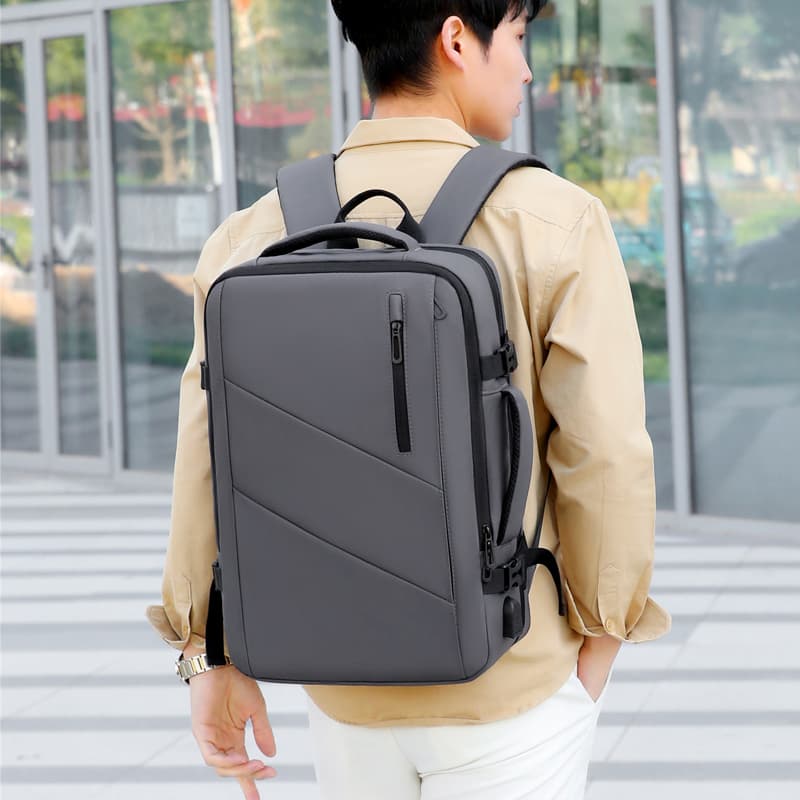 6904 Expandable Laptop Backpack Model Back Show